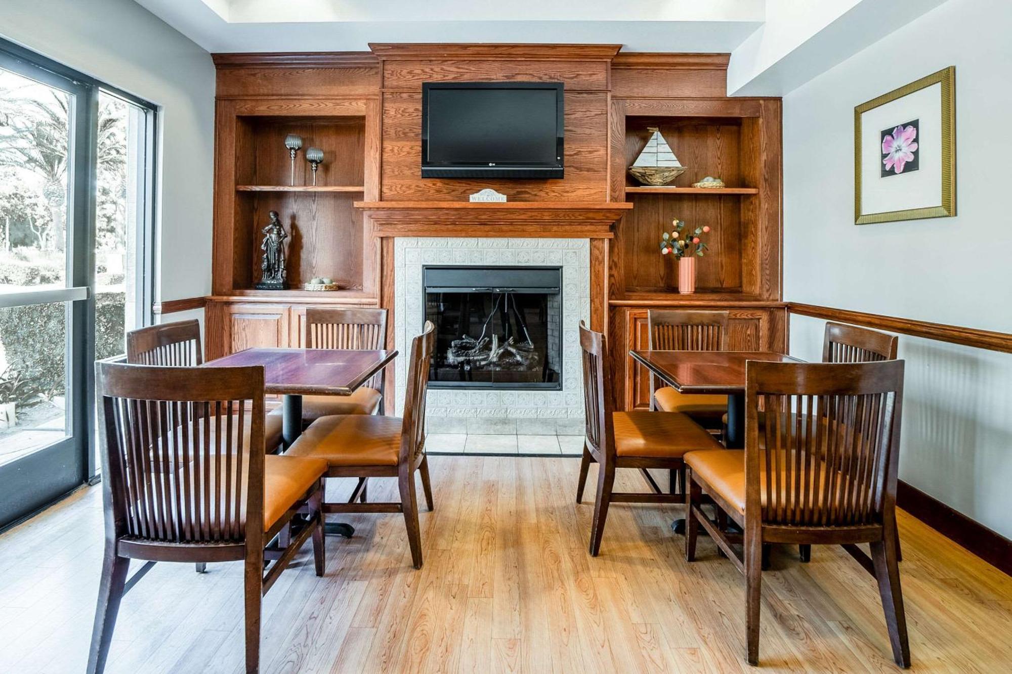 Country Inn & Suites By Radisson, Ontario At Ontario Mills, Ca エクステリア 写真